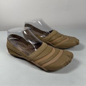 Capezio Sz 6W Women’s Freeform Ballet Shoe in Caramel